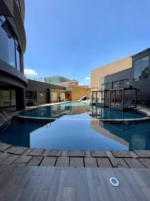 A Scenic Escape Within Nairobi Apartment Ngoại thất bức ảnh