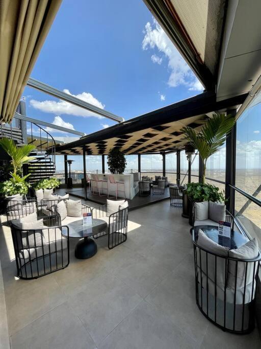 A Scenic Escape Within Nairobi Apartment Ngoại thất bức ảnh